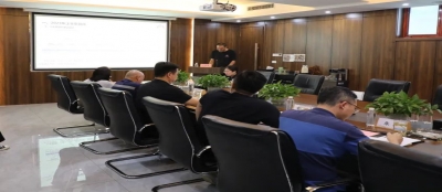 大发在线官网召开中层管理人员半年度述职会